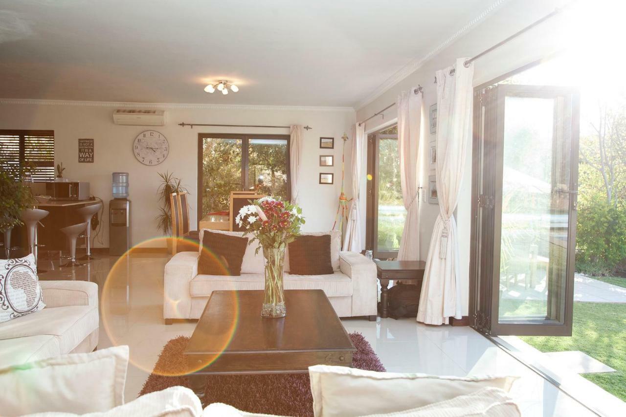 Hotel Rivendell Hartbeespoort Exterior foto