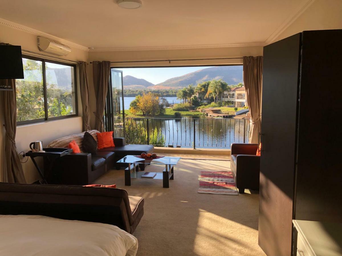 Hotel Rivendell Hartbeespoort Exterior foto